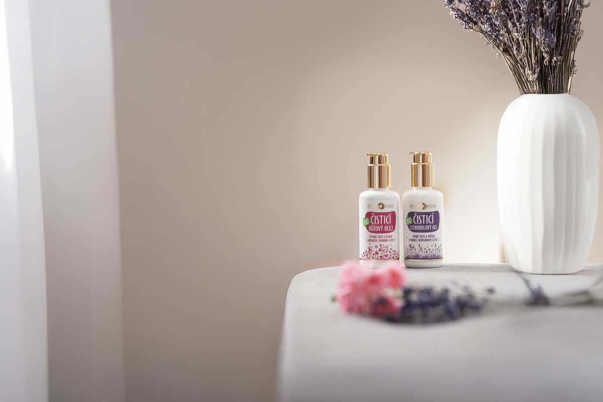The secret to healthy, glowing skin? The key lies in proper cleansing.